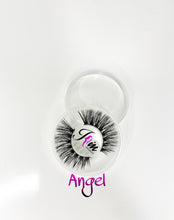 Load image into Gallery viewer, Lashes extensions
